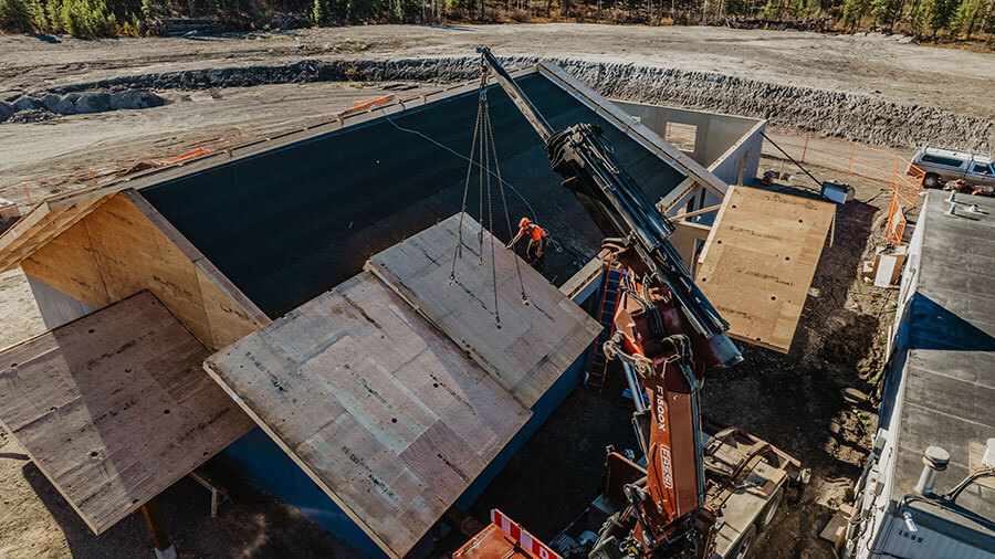 Installation of prefabricated building components by Smith Timber Works, showcasing efficient Canadian construction methods.