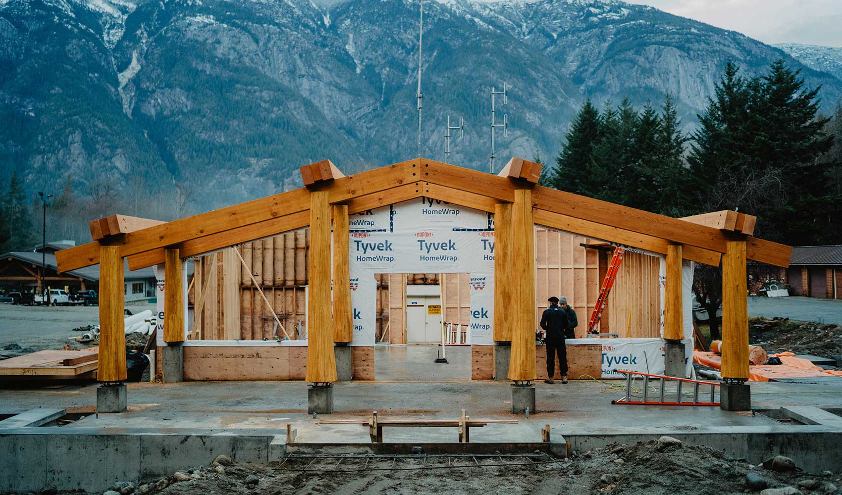 Timber frame entry structure by Smith Timber Works, showcasing Canadian craftsmanship and design.