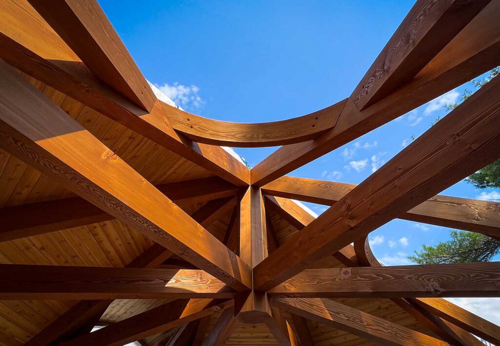 Innovative timber frame roof structure by Smith Timber Works, British Columbia.